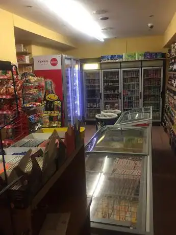 Photo de Night Shop
