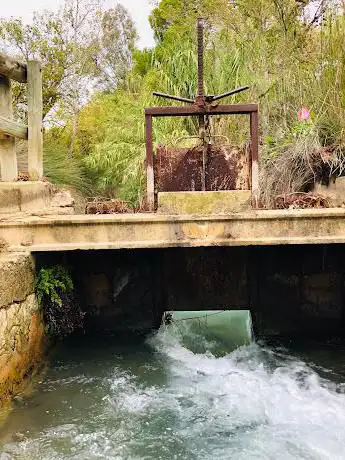 Photo de Salto del agua - Acequia Mayor