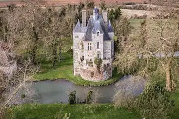 Le Château d'Aubry-en-Exmes