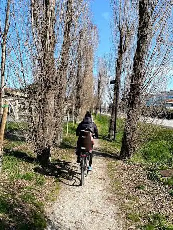 Photo de Parco Andrea Costa