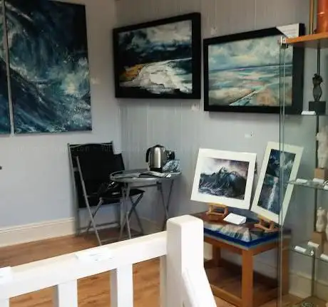 Photo de Tides Fine Art Gallery