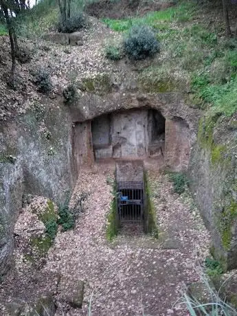 Photo de Tumulo Torlonia Necropoli Monte Abatone