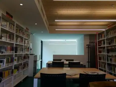 Photo de Biblioteca A. Mondadori Borgo Trieste