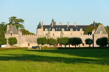 Bienassis Castle