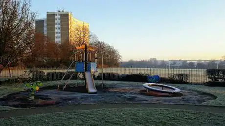 Photo de Eastwood Park Children's Play Area