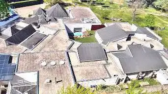 Photo de Neighborhood House Des Essarts
