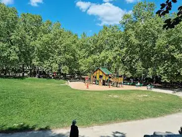 Photo de Aire de jeux pour enfants
