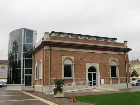 Photo de Mercato Centro Culturale