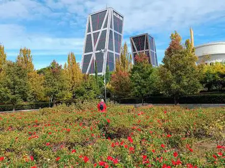 Photo de Rosaleda del Parque del Cuarto Depósito