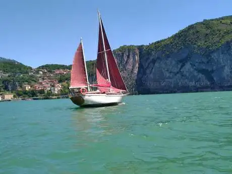 Photo de SAILING ISEO LAKE