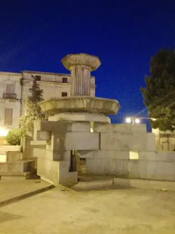 Photo de Piazza Fontana