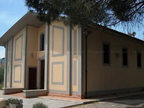 Photo de Chiesa Vergine Madre della Chiesa