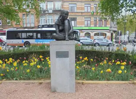 Silke by Alfred Blondel