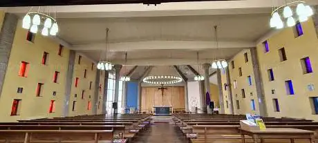 Photo de Christ The Redeemer C Of E Church