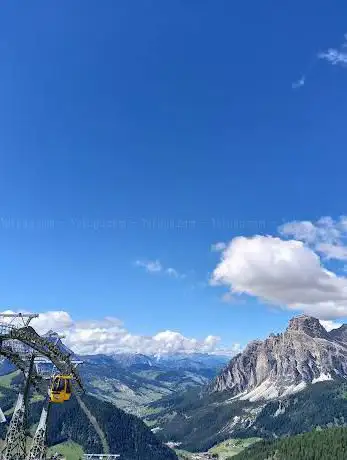 Photo de Stazione a Monte funivia Boè