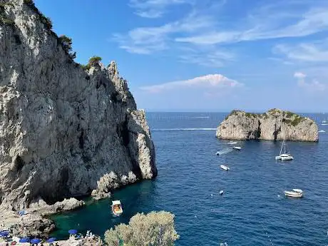 Photo de Faraglione di Terra (o Stella)