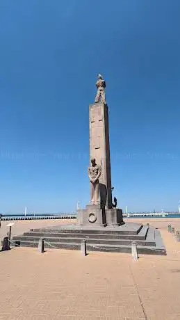 Photo de Monument for seamen