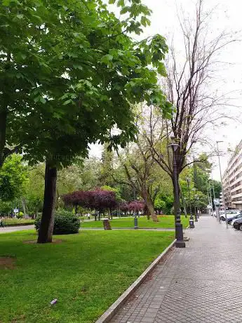 Photo de Jardines de Vallellano
