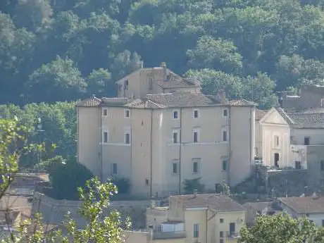 Photo de Castello Boncompagni Ludovisi