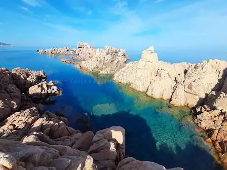 Scogliera di Porto Leccio