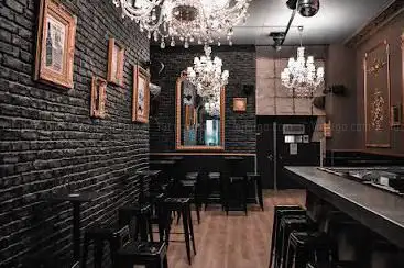 Photo de PUT'IN Bar
