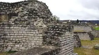 Photo de Heiligtum in der Grienmatt, Tempelanlage Augusta Raurica