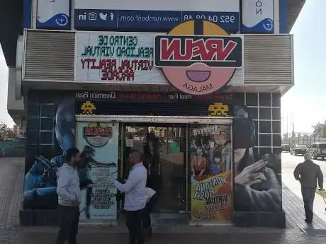 Photo de VR Malaga. VRFun Realidad Virtual en Málaga. Videojuegos y experiencias.