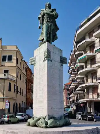 Photo de Statua di Cristoforo Colombo