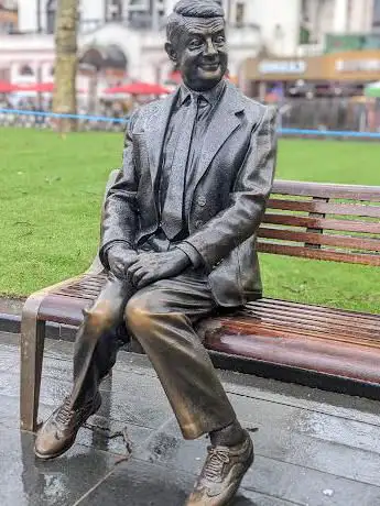 Photo de Scenes in the Square Sculpture Trail