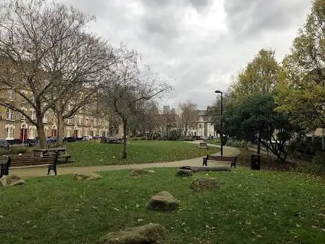 Photo de Pullens Gardens & Park