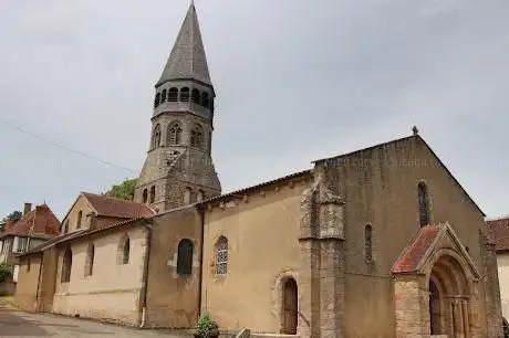 Photo de Office de Tourisme de la Vallée du CÅ“ur de France - Antenne de Tronçais