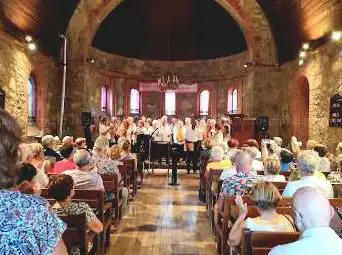 Photo de Eglise Protestante Unie de Hyères