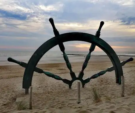 Photo de Beaufort Beeldenpark: The Navigator Monument - Simon Dybbroe Moller