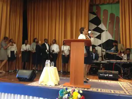 Photo de London Miracle Center (AFM) Apostolic Faith Missions UK