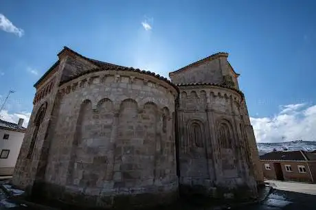 Iglesia de San Julián y Santa Basilisa