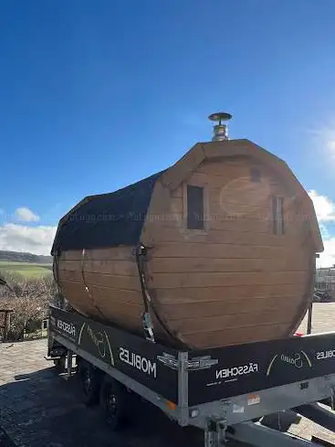 Photo de âï¸Mobile Fass Saunaâï¸ www.Sauna-Traumzeit.de