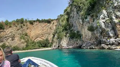 Photo de Tour in barca a Capopalinuro Da Alessandro