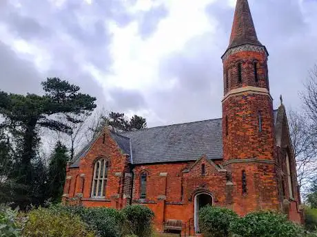 Photo de St Thomas Church Noak Hill