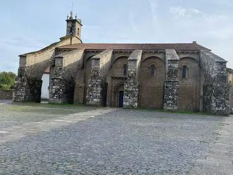 Photo de Colegiata de Santa MarÃÂa de Sar