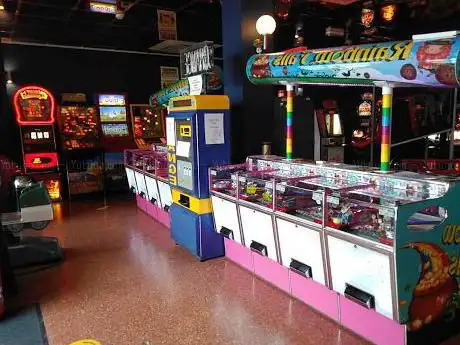 Photo de Connaught Leisure Ltd Adult & Family Amusements