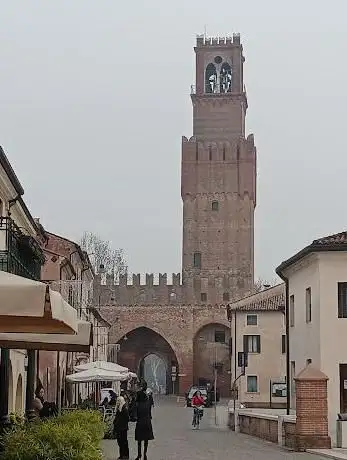 Photo de Noale Portici