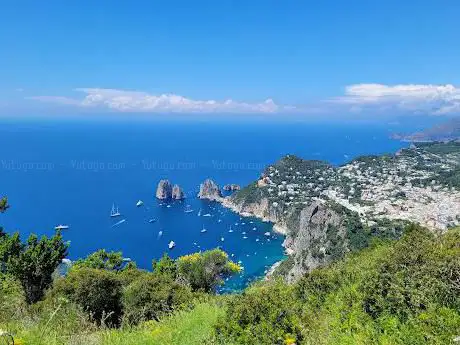 Photo de Sentiero di valico tra Capri e Anacapri