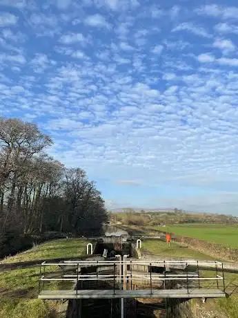 Photo de Glasson Flight Canal Path - East