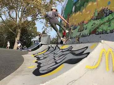 Photo de Skatepark à Mouguerre