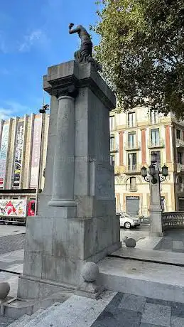 Monument a Narcís Monturiol