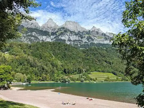 Photo de Walenstadt Beach