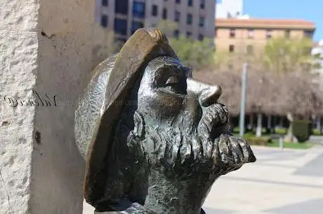 Photo de Monumento al Peregrino