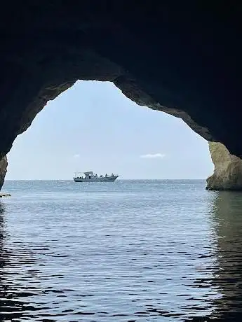 Photo de Escursioni Barca Marzamemi Pianeta Mare