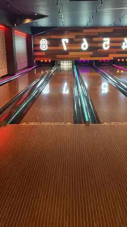 Photo de Kingpin Bowl