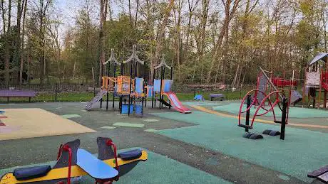 Aire de jeux enfants